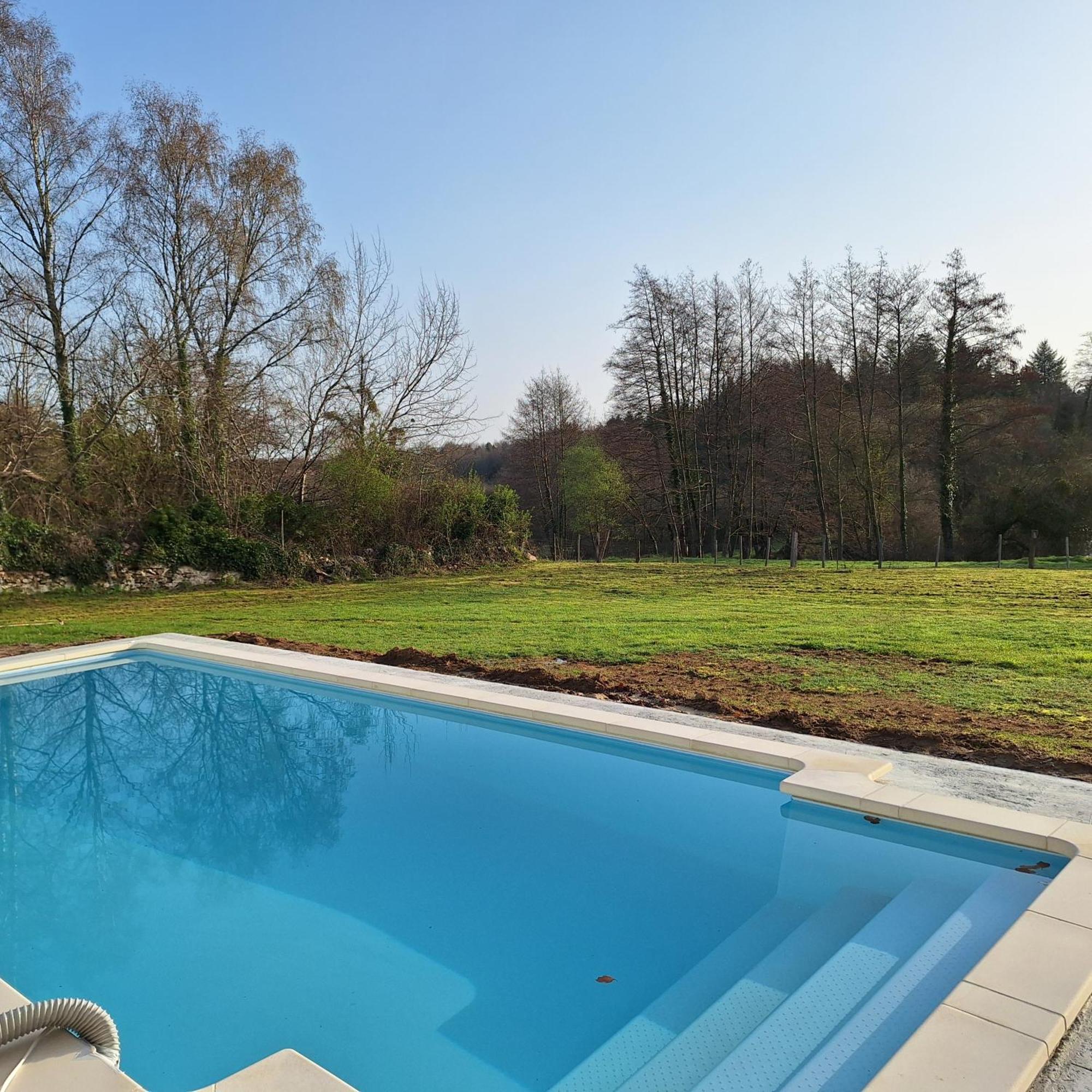 Les Granges De Soulagnieux Et Sa Piscine Privee Villa Piégut-Pluviers Buitenkant foto